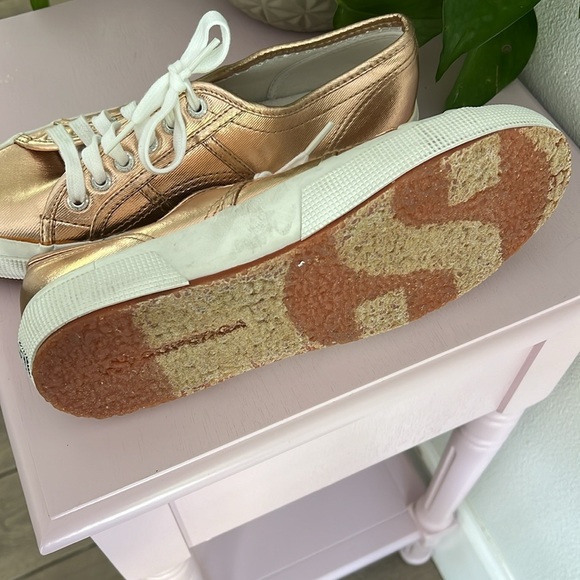 NWT Superga rose gold sneakers - Picture 6 of 7